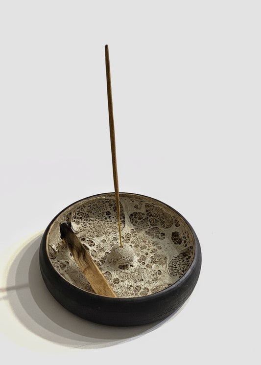 The Bulan Insence/Palo santo holder -Black