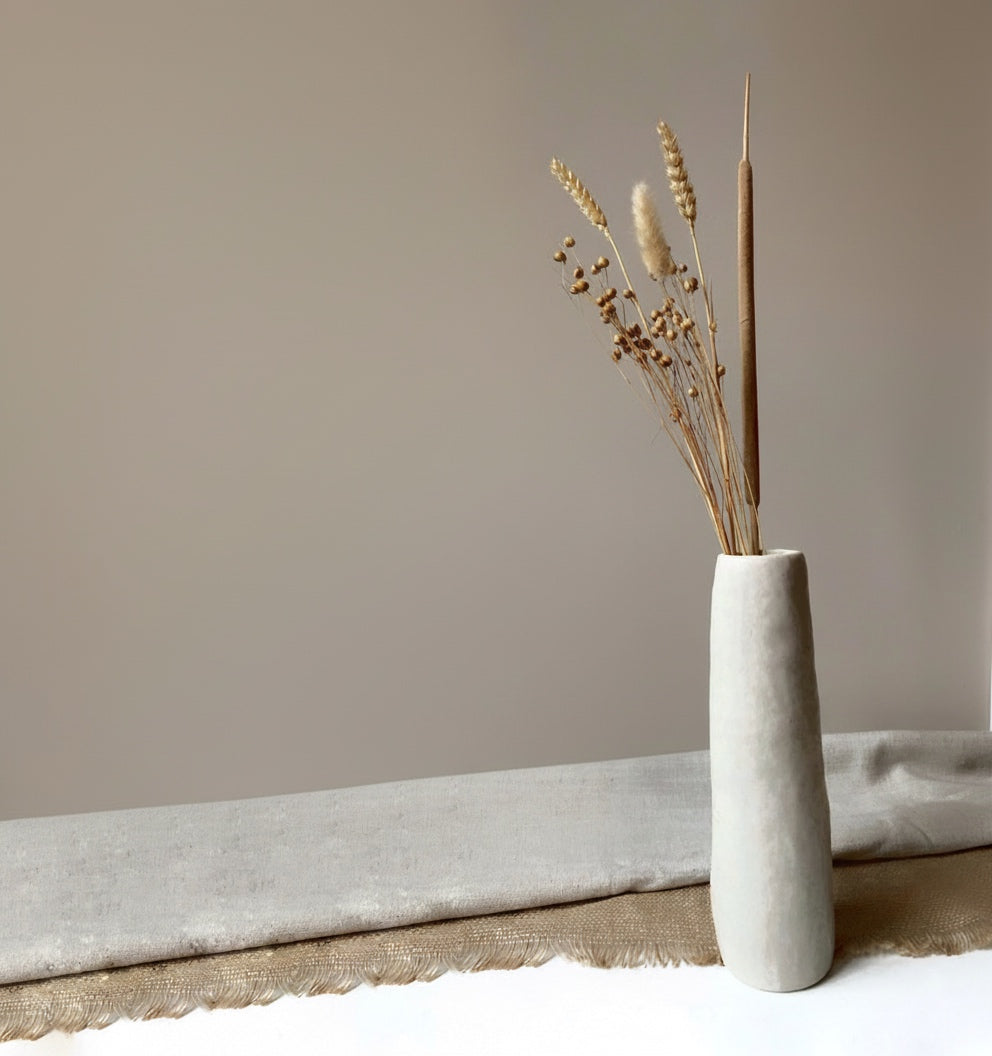 The Putih Doff Vase